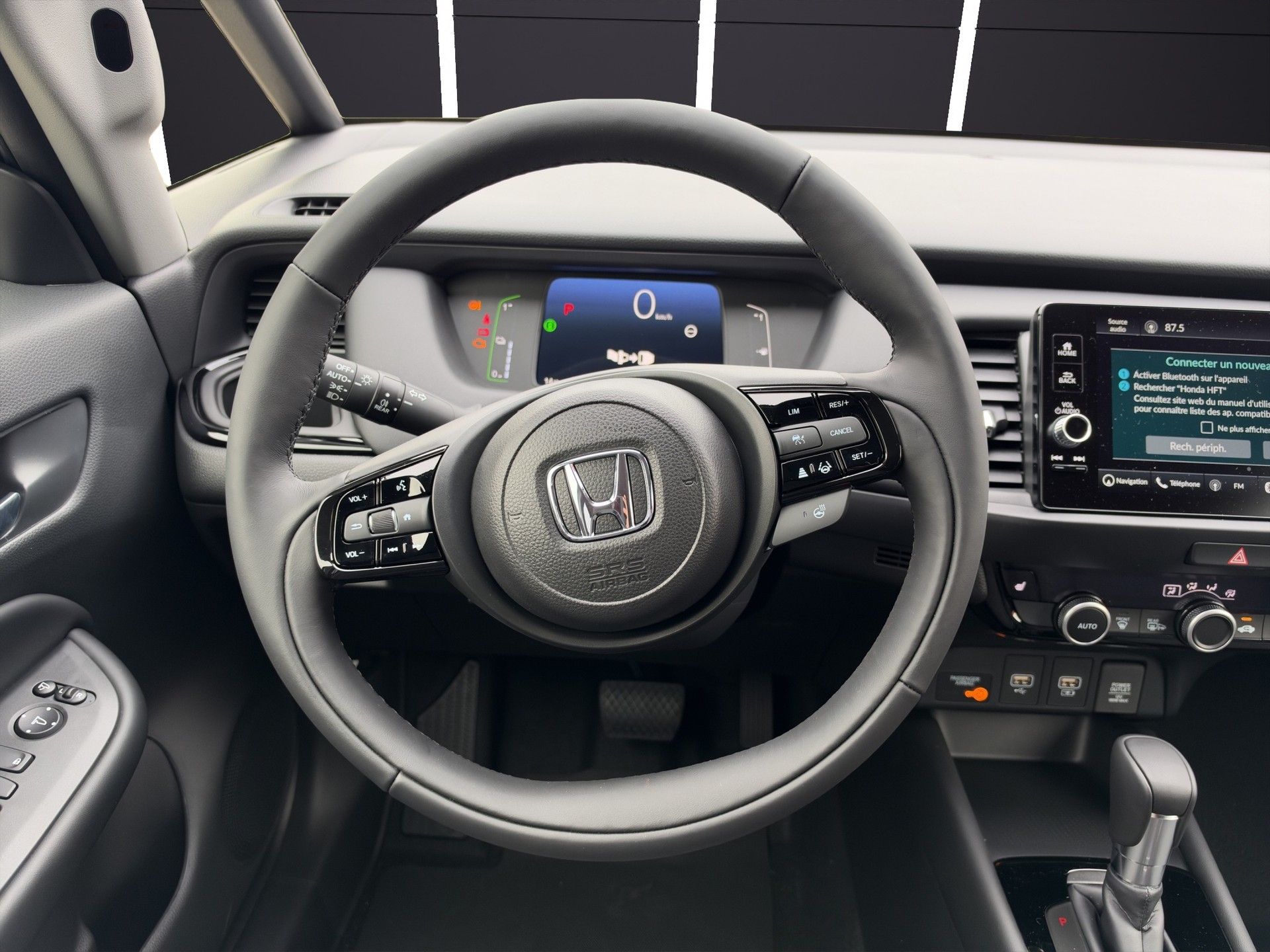 HONDA Jazz 1.5i-MMD Advance E-CVT-image-8