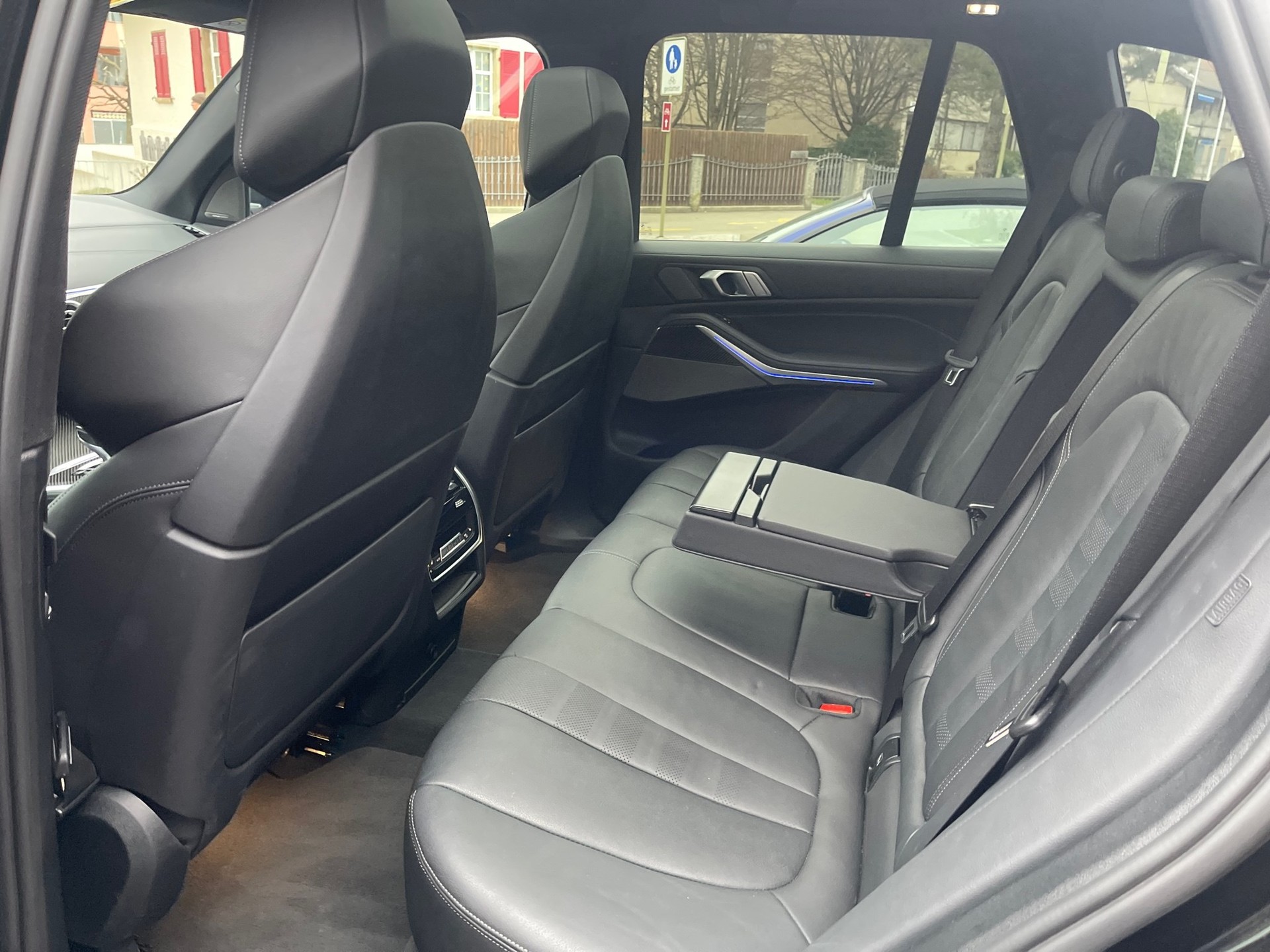 BMW X5 xDrive M50d Steptronic-image-6
