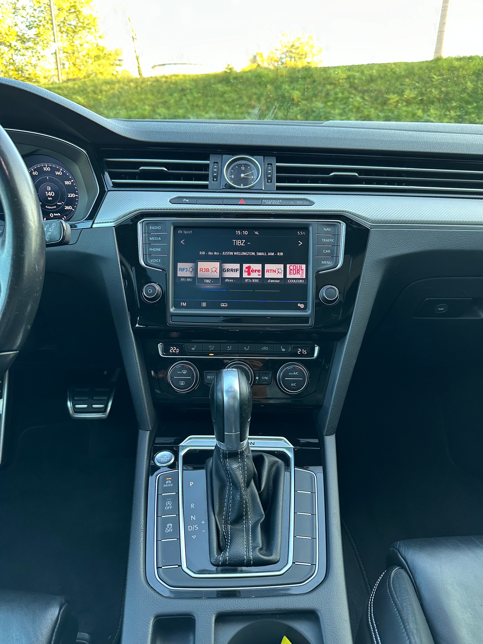 VW Passat Variant 2.0 TDI BMT High. DSG 4Motion-image-10