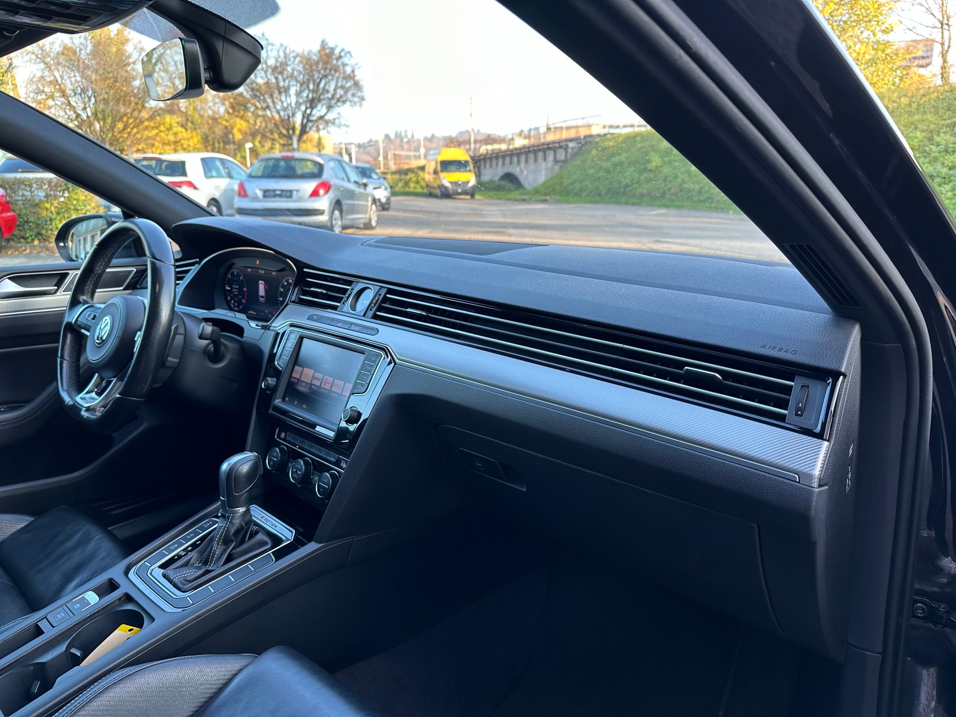 VW Passat Variant 2.0 TDI BMT High. DSG 4Motion-image-16