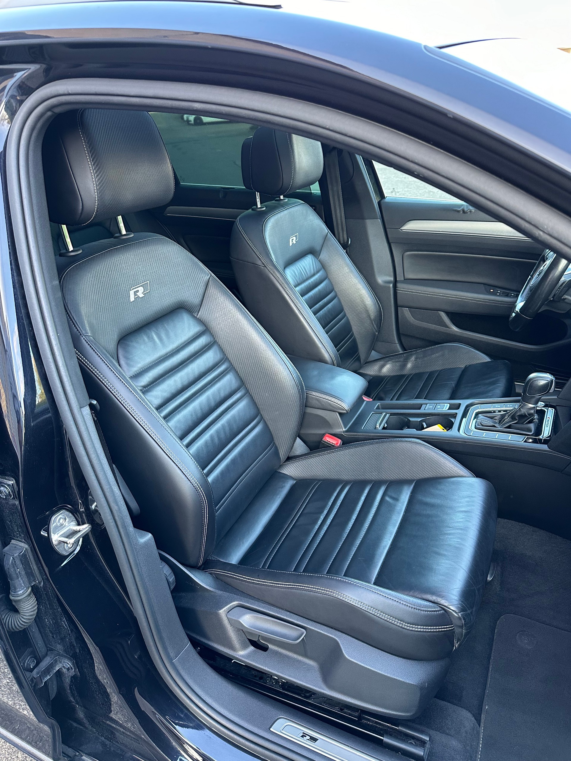 VW Passat Variant 2.0 TDI BMT High. DSG 4Motion-image-15
