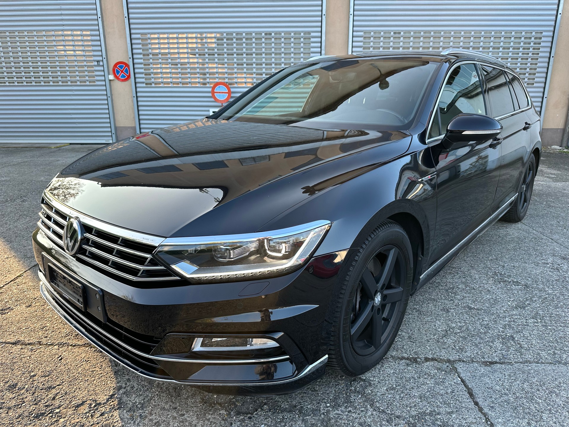 VW Passat Variant 2.0 TDI BMT High. DSG 4Motion-image-0