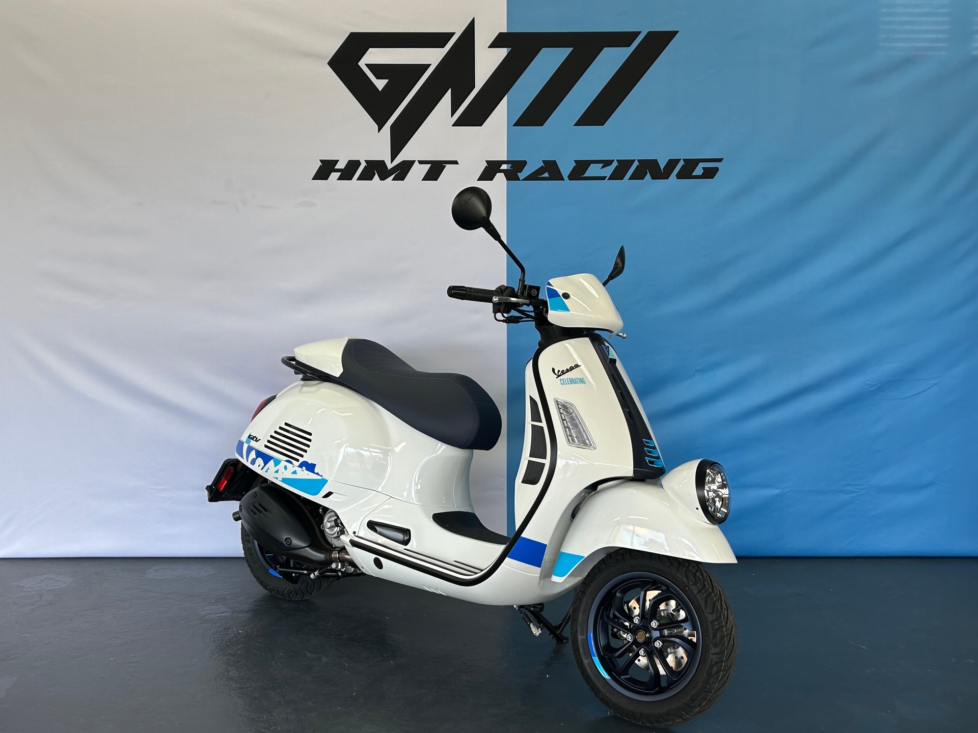 PIAGGIO Vespa GTV 300 140th Anniversary-showroom-element-2