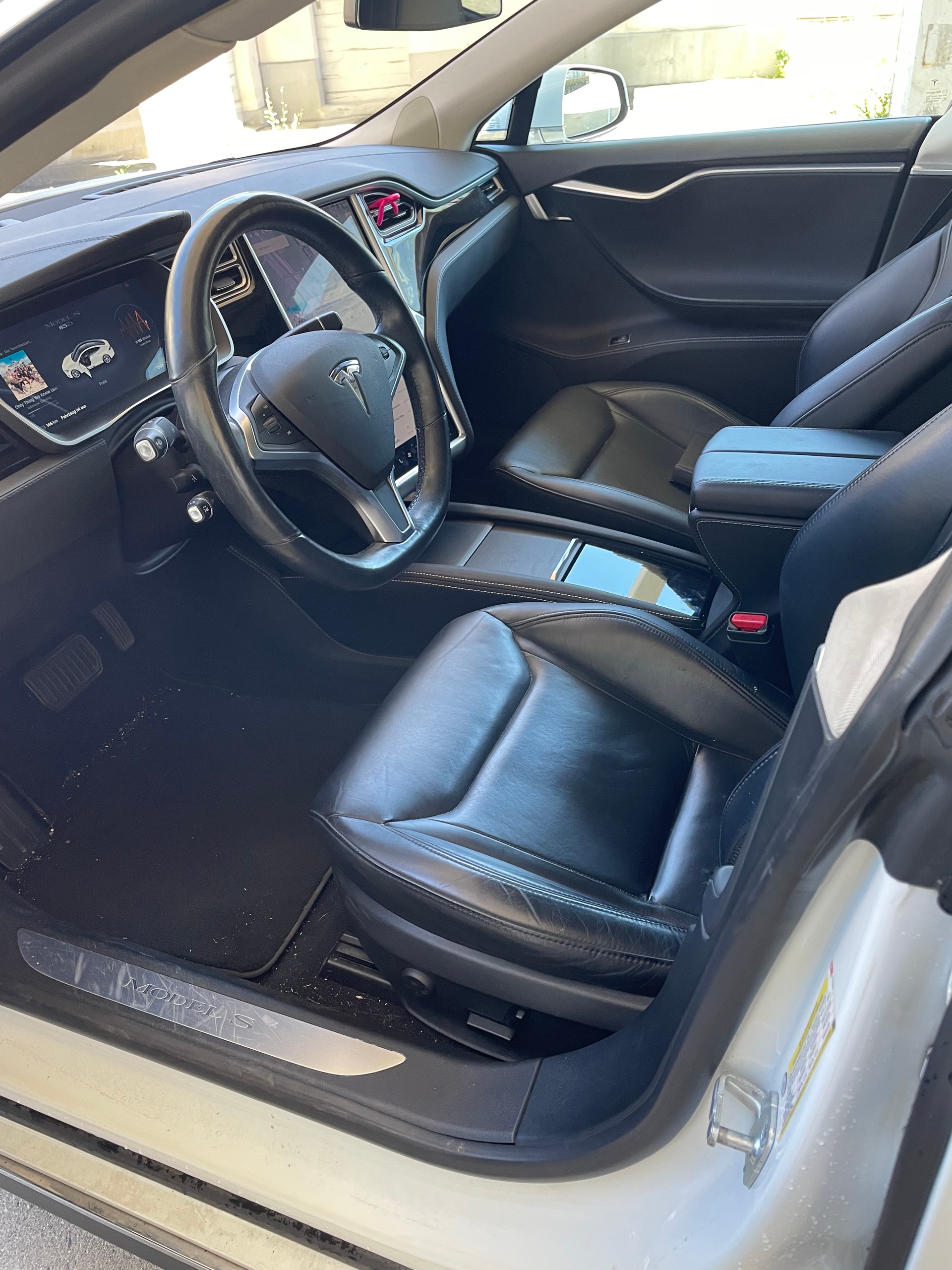 TESLA 85D GRATIS SUPERCHARGER-image-5