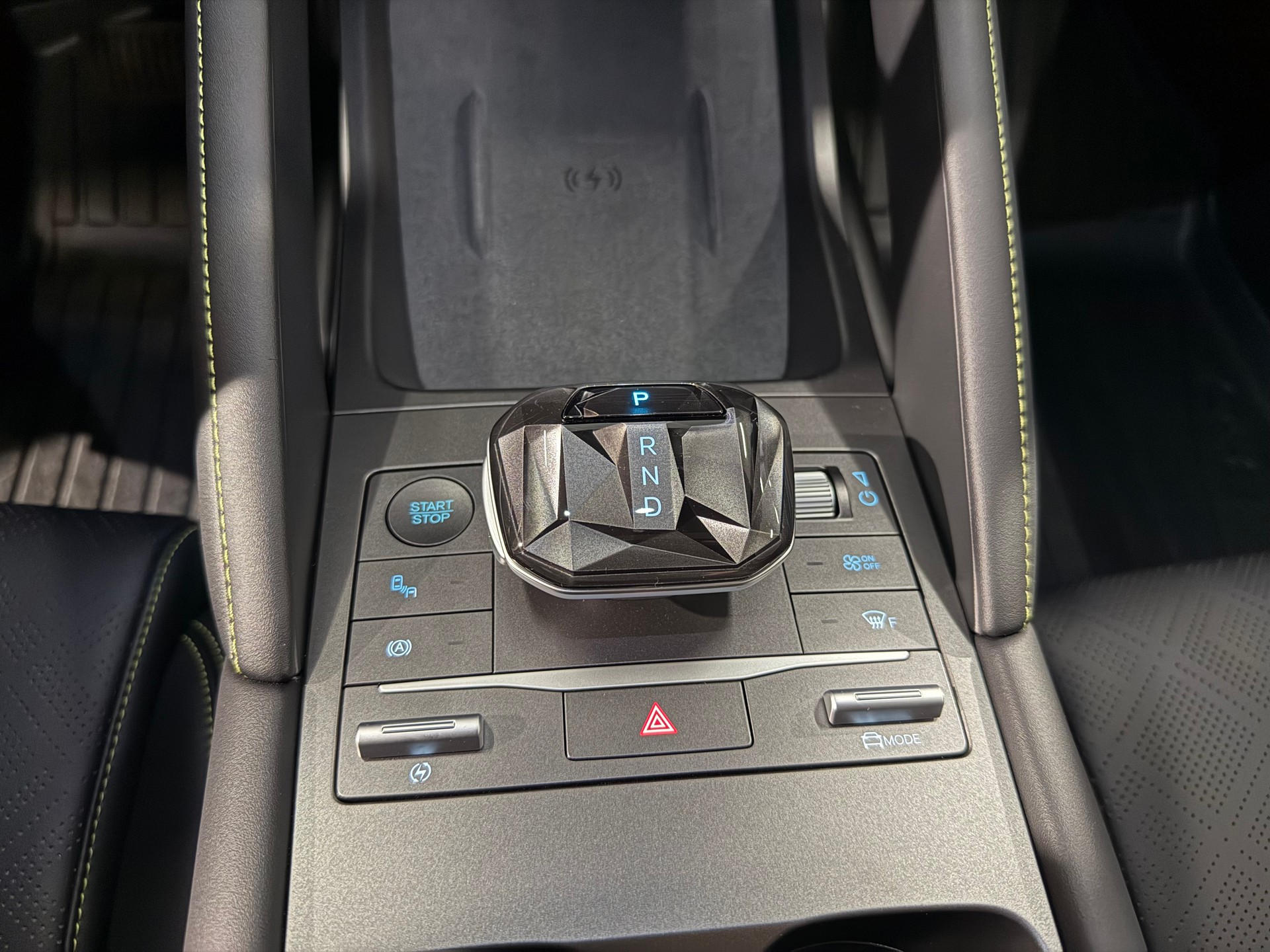 BYD Atto2 45 kWh Boost-image-16