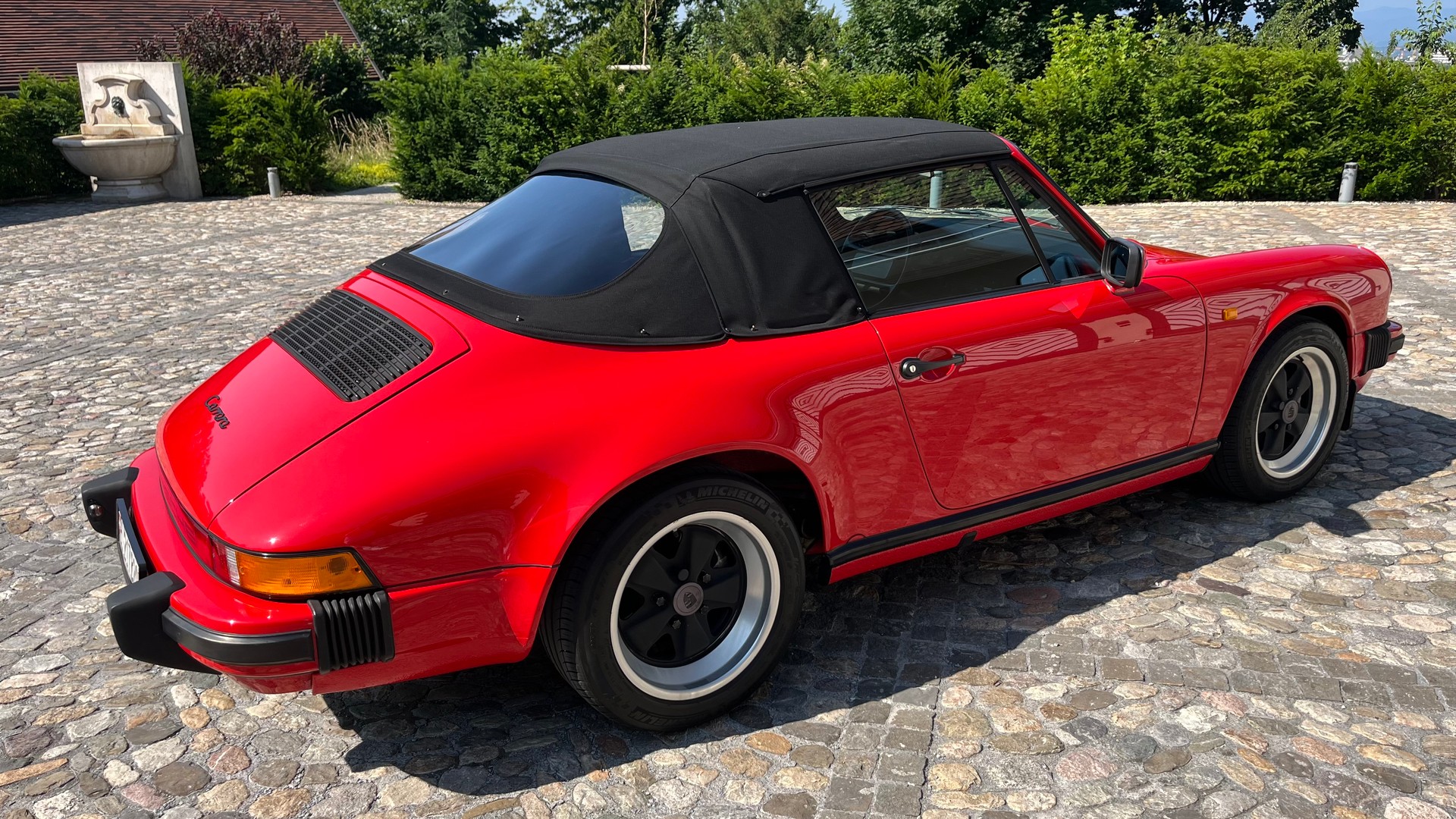 PORSCHE 911 Carrera Cabrio-image-6