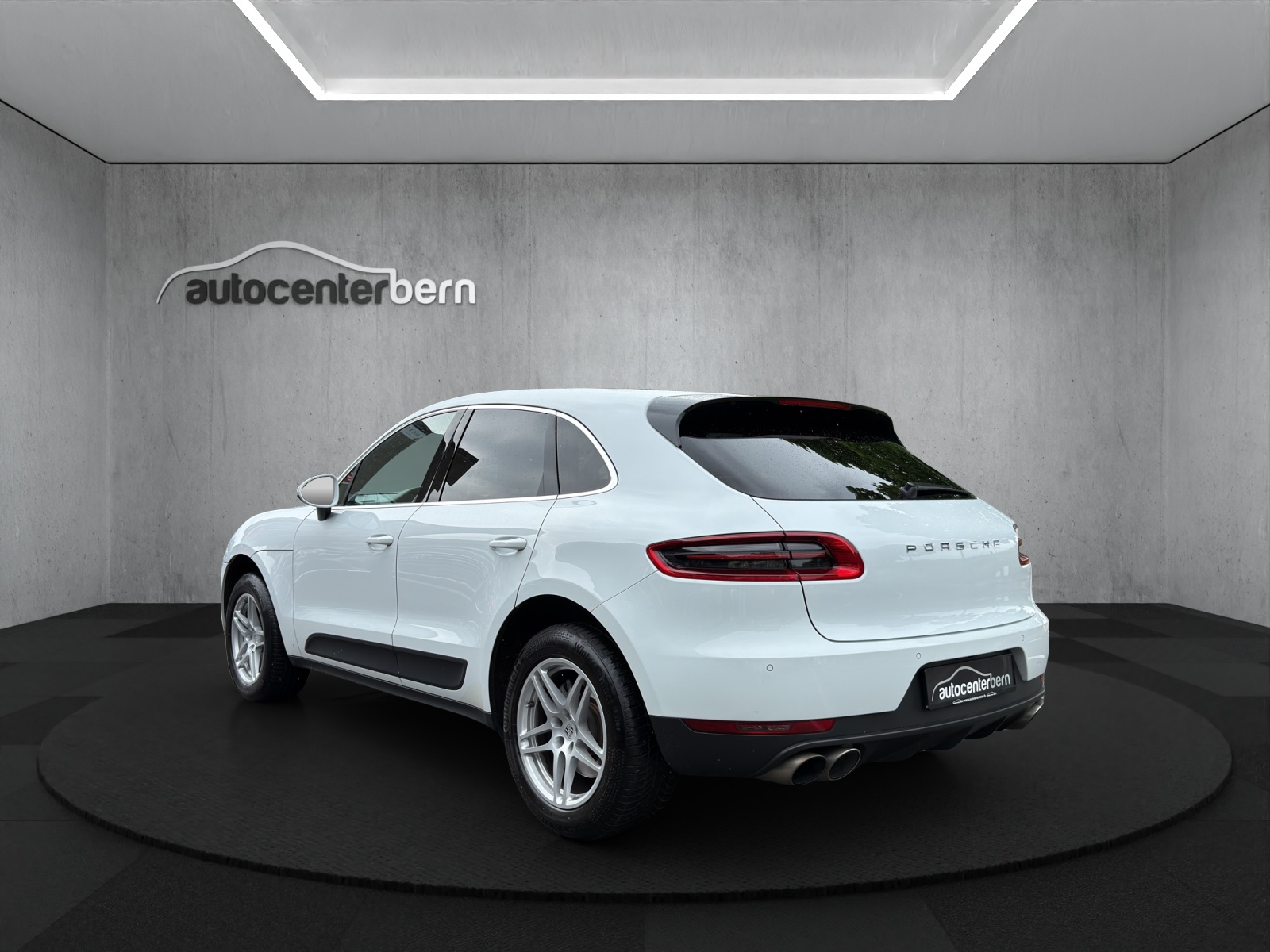 PORSCHE Macan S PDK-image-4