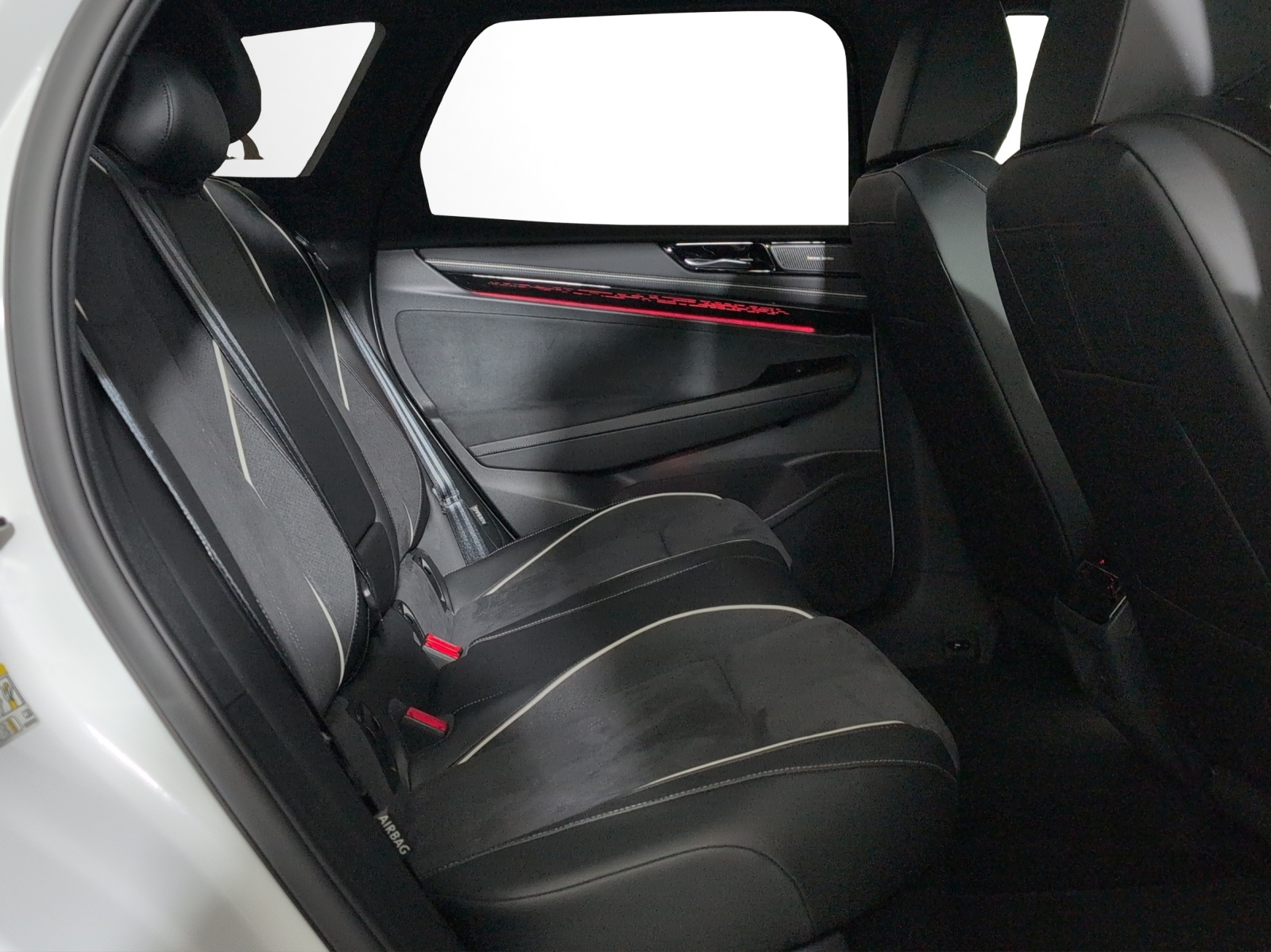VW ID.7 Tourer Pro 77 kWh United-image-8