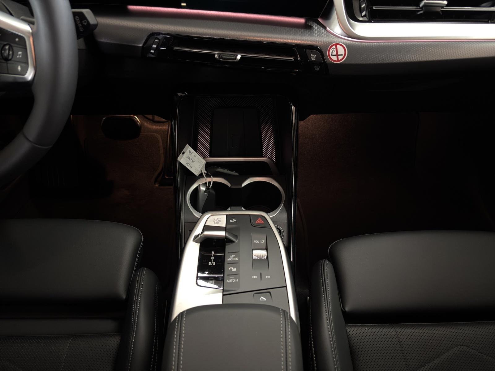 BMW X1 23d xDrive paddles-image-10