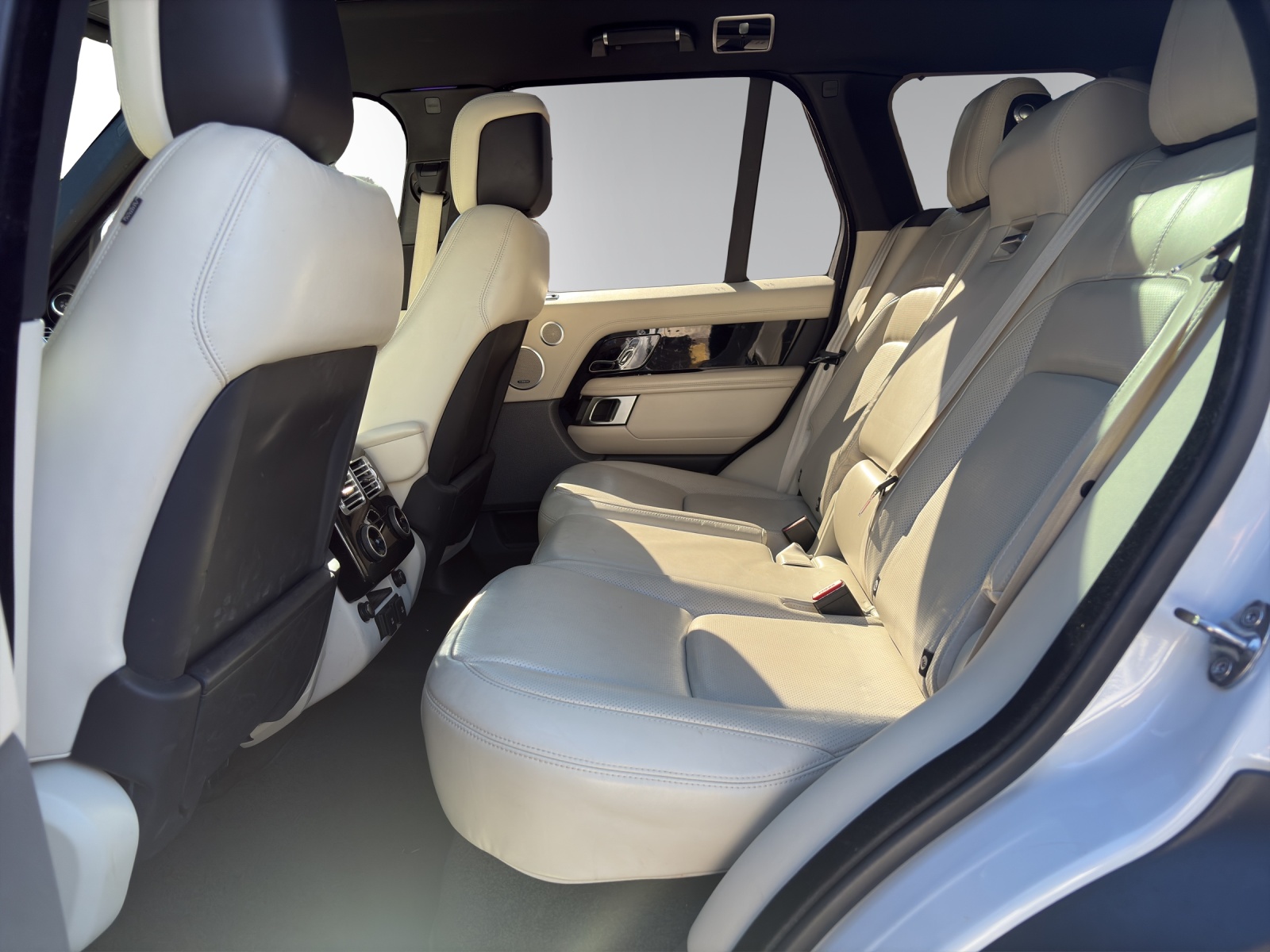 LAND ROVER Range Rover 2.0 Si4 P400e PHEV Vogue Automatic-image-9