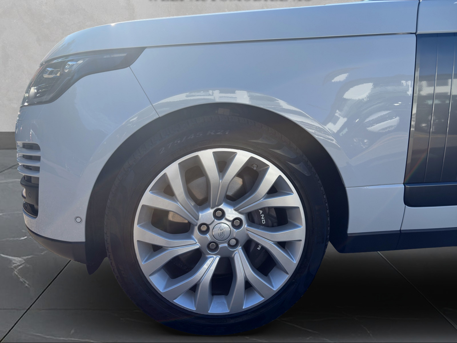 LAND ROVER Range Rover 2.0 Si4 P400e PHEV Vogue Automatic-image-16