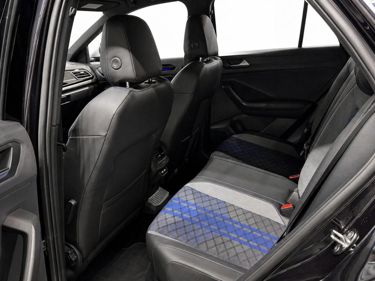 VW T-Roc 2.0 TSI R DSG 4Motion * Facelift Modell *-image-12