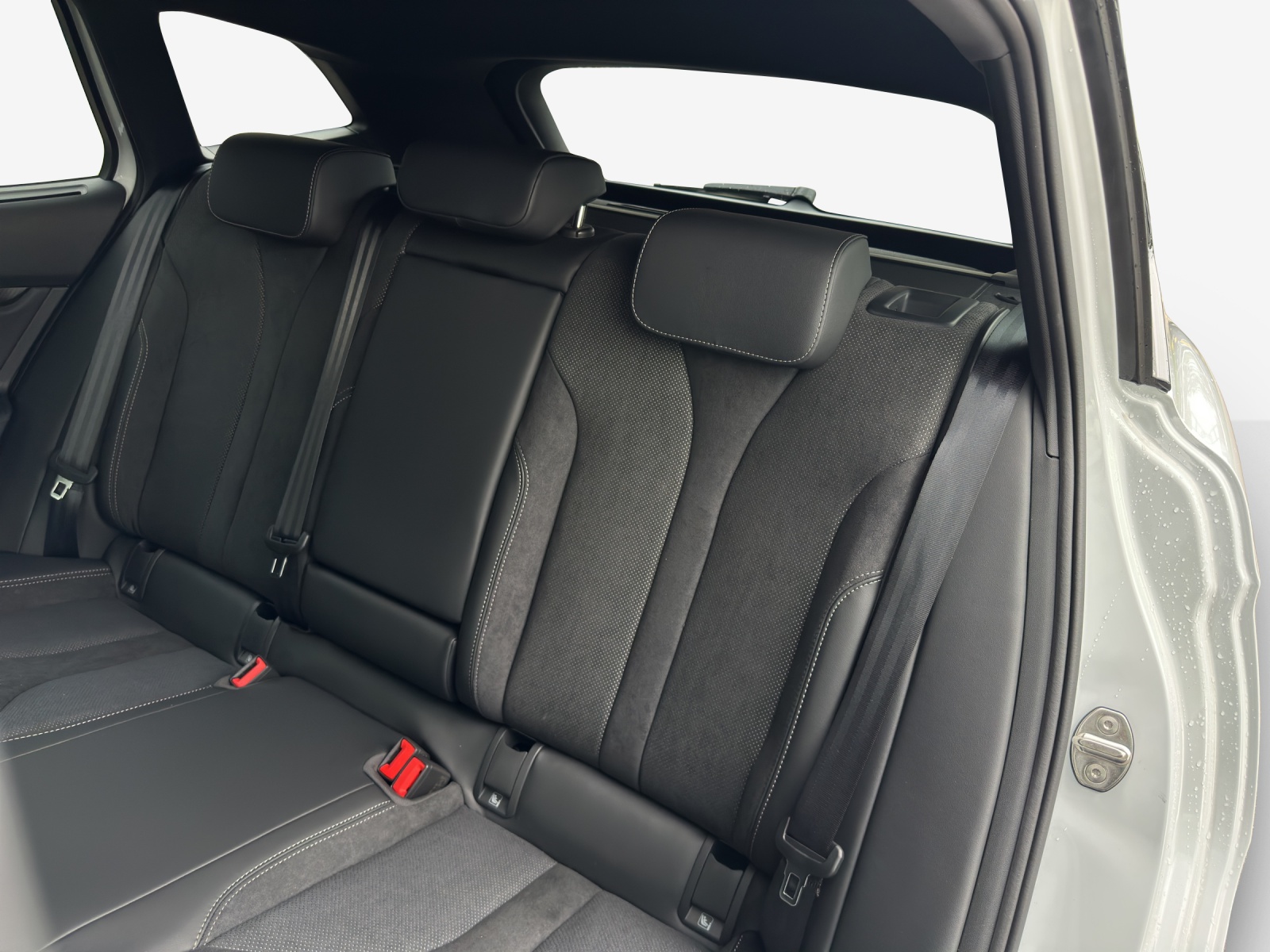SKODA Enyaq 85x Sportline 4x4-image-12
