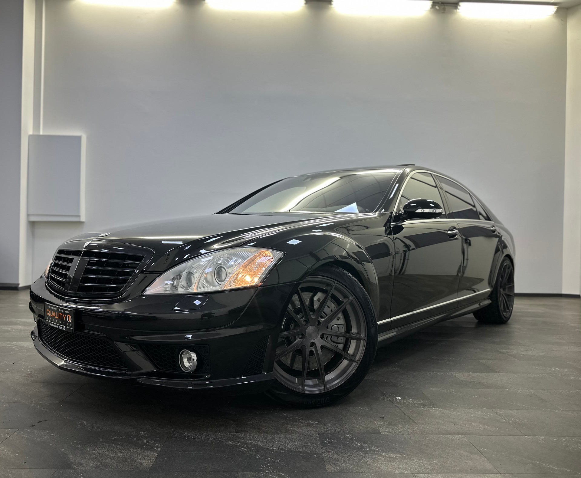MERCEDES-BENZ S 65 AMG L Automatic-image-1