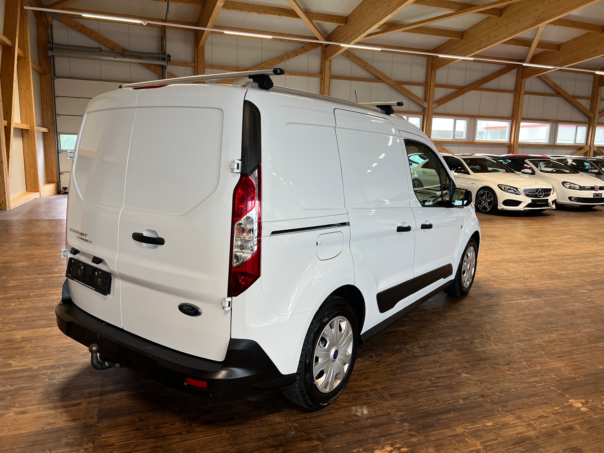 FORD Transit Connect Van T200 1.5 Eco Blue Trend-image-4