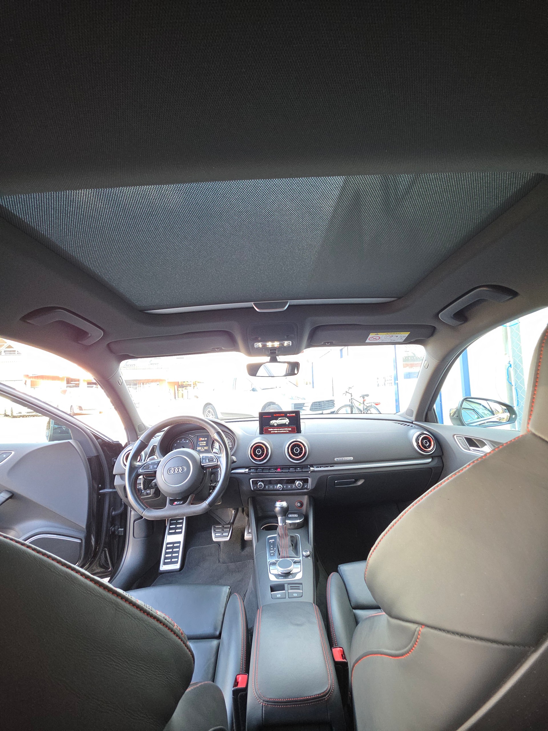 AUDI RS3 2.5 TSI quattro S-tronic-image-9