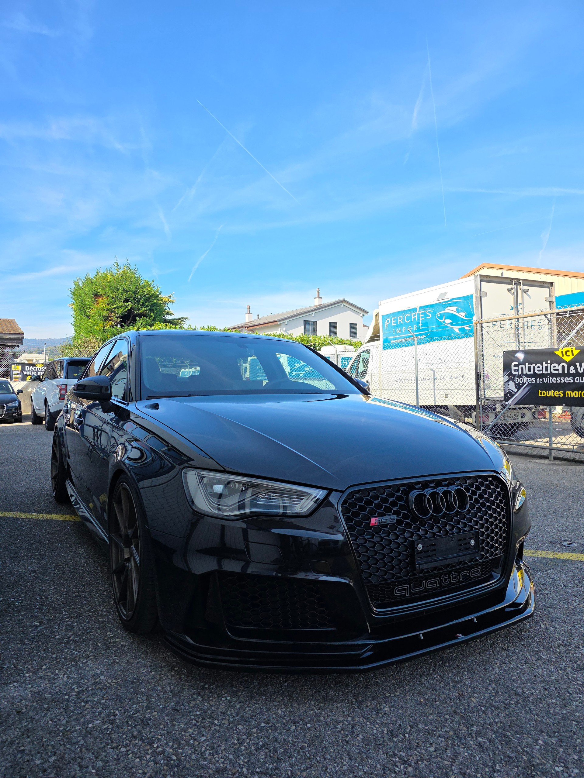 AUDI RS3 2.5 TSI quattro S-tronic-image-2