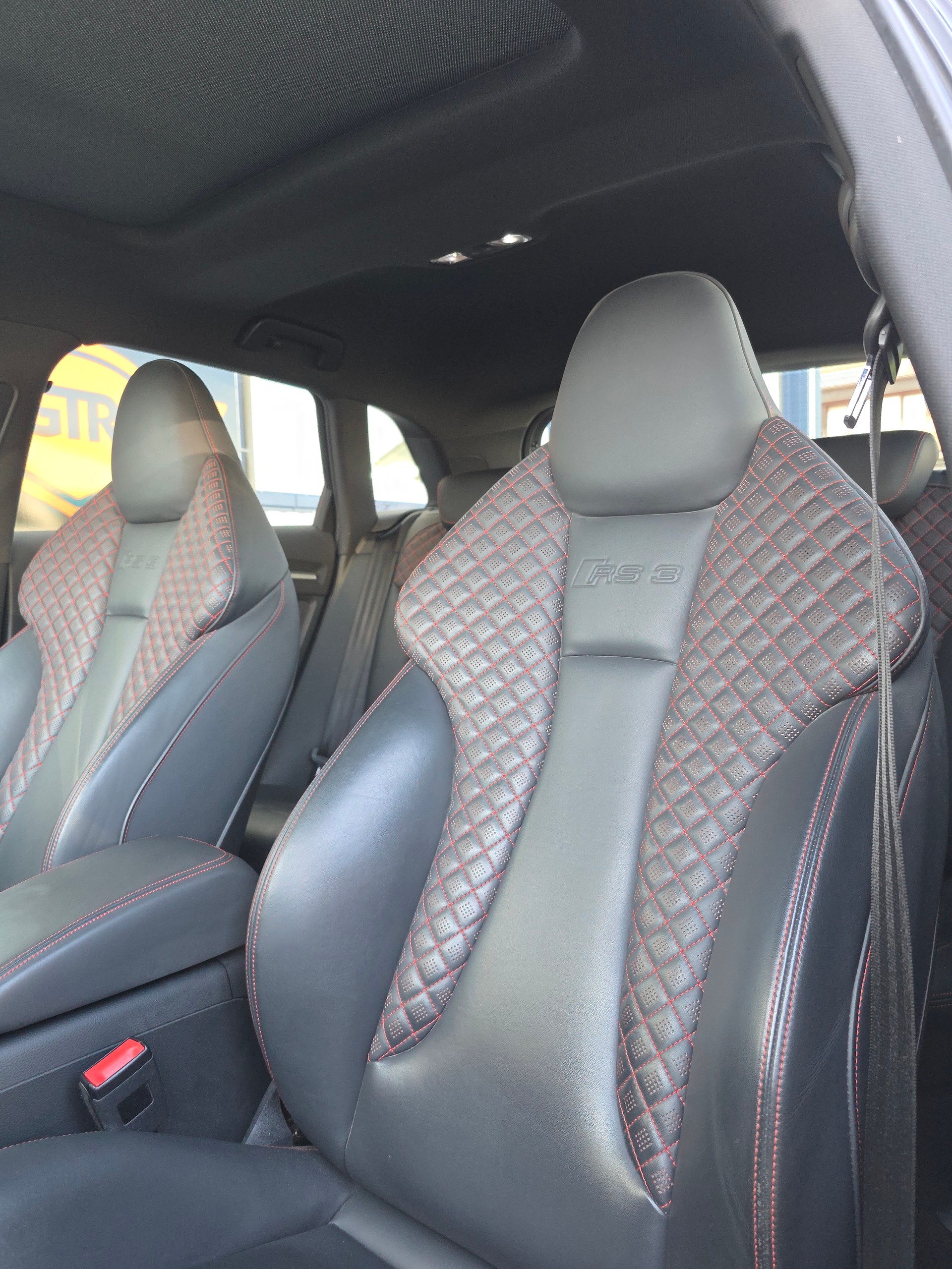 AUDI RS3 2.5 TSI quattro S-tronic-image-7