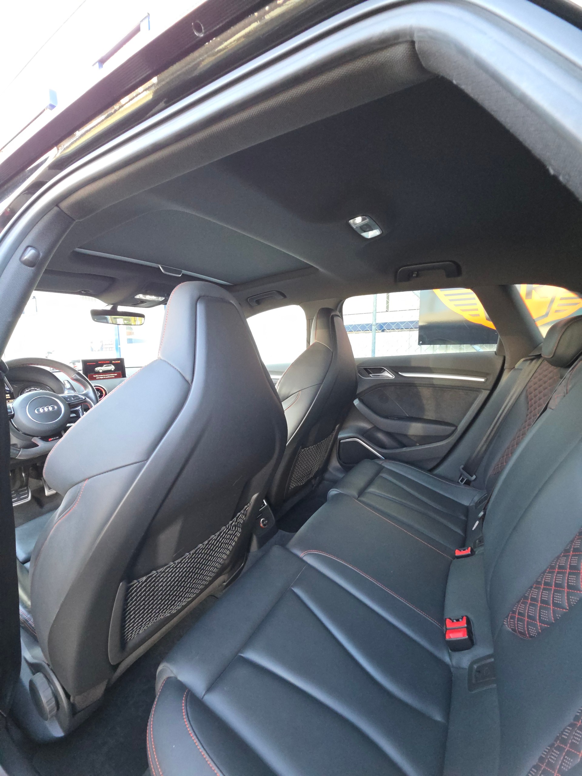 AUDI RS3 2.5 TSI quattro S-tronic-image-8