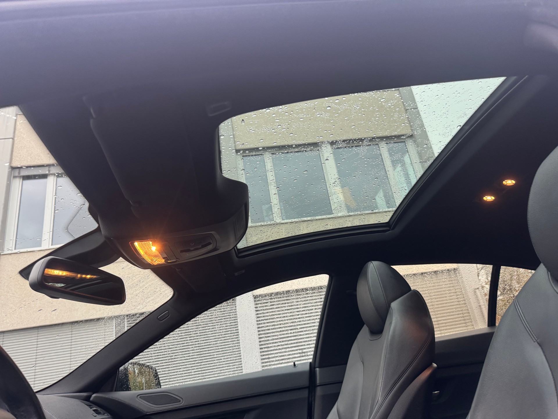 BMW 640i Gran Coupé-image-11