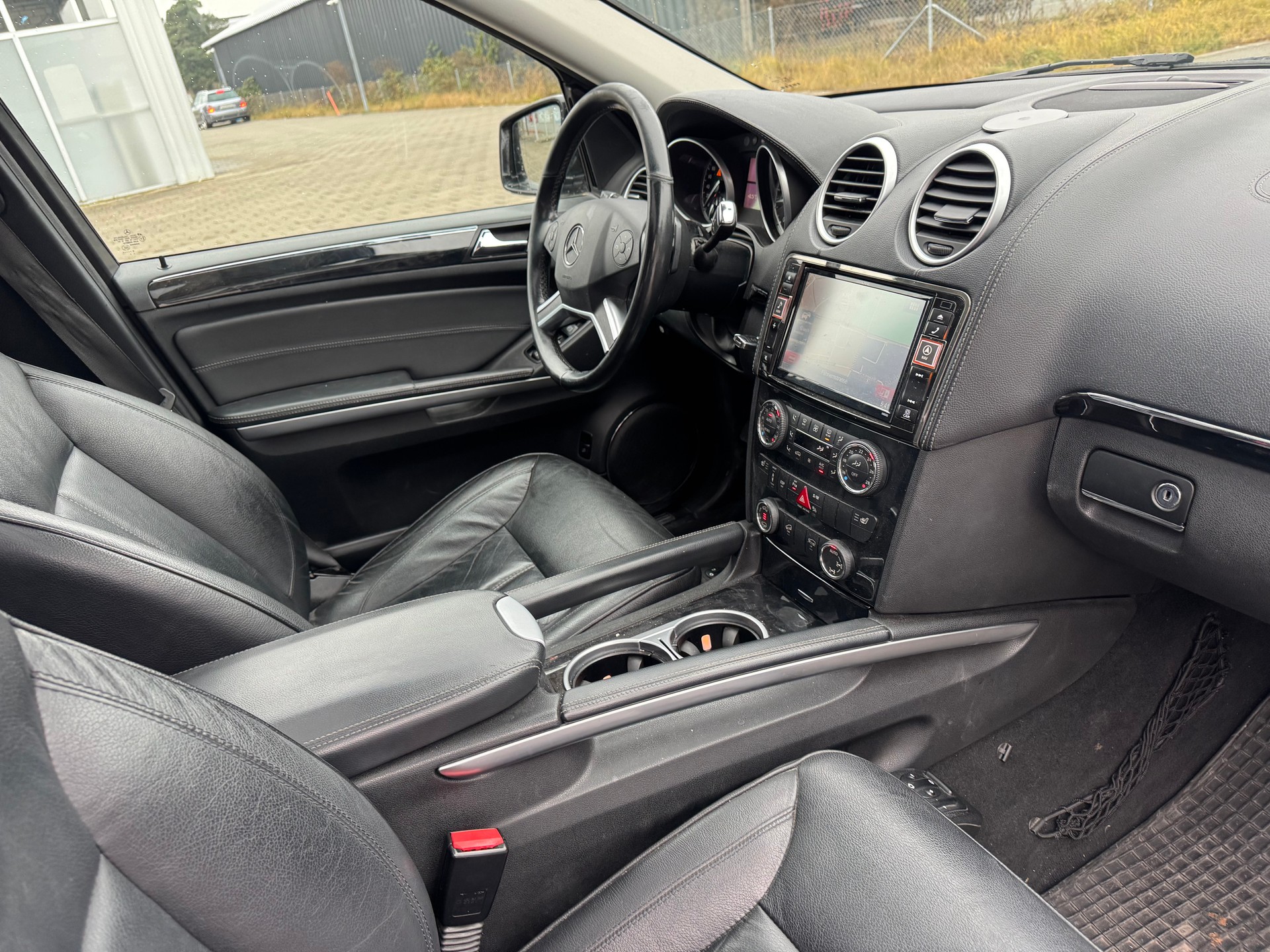 MERCEDES-BENZ GL 450 CDI 4Matic 7G-Tronic-image-8