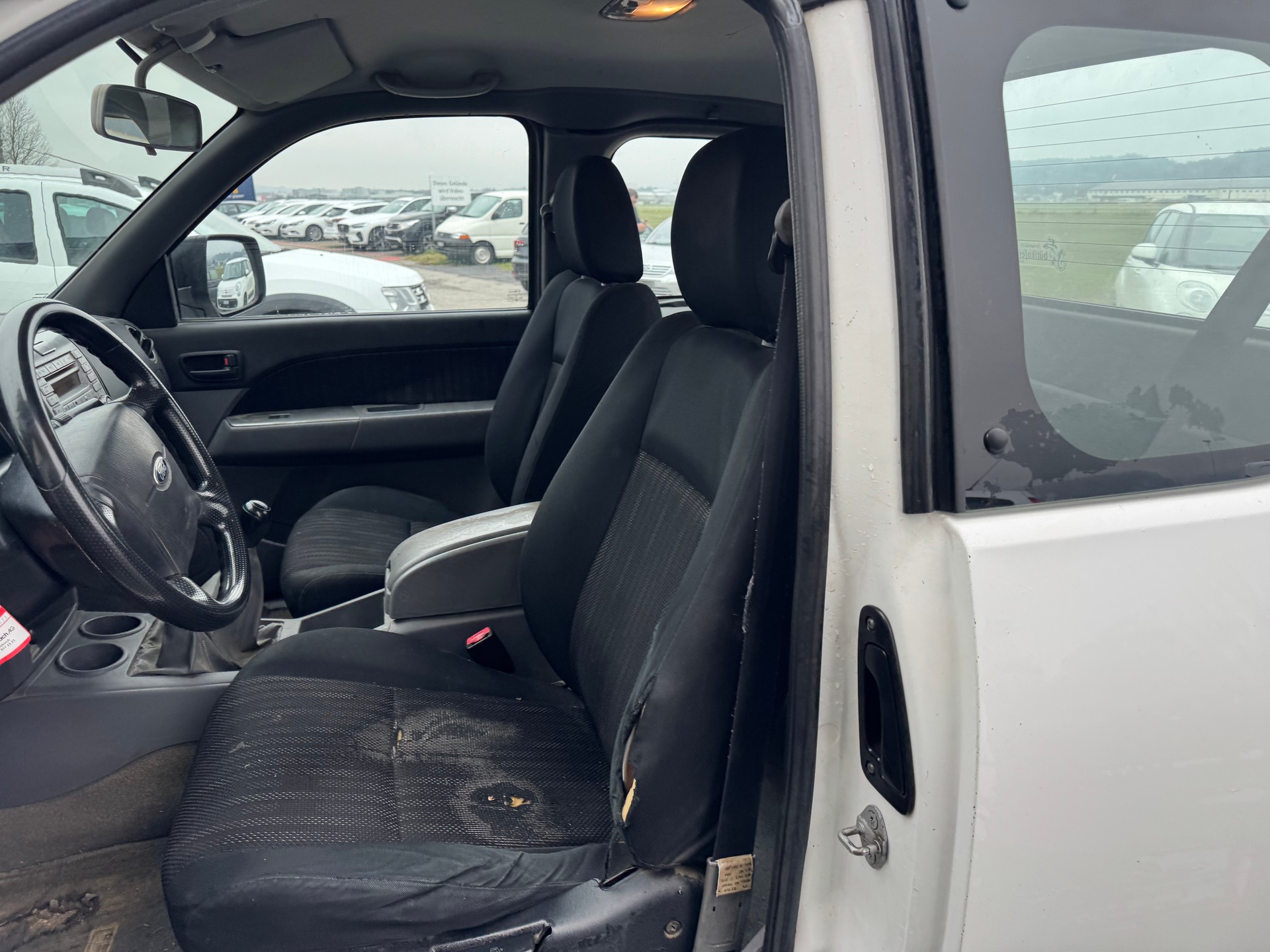 FORD Ranger XL 2.5 TDCi 4x4-image-9