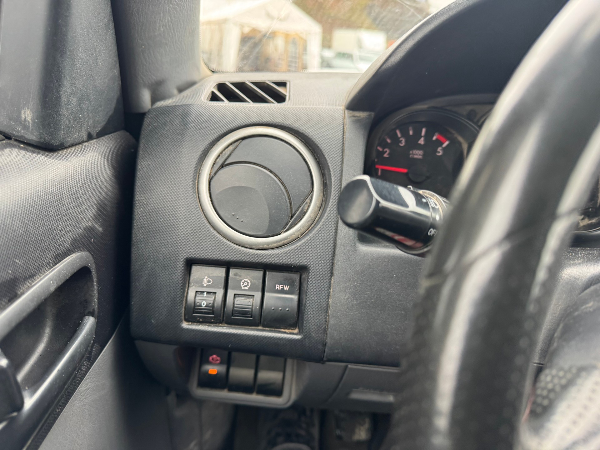 FORD Ranger XL 2.5 TDCi 4x4-image-11