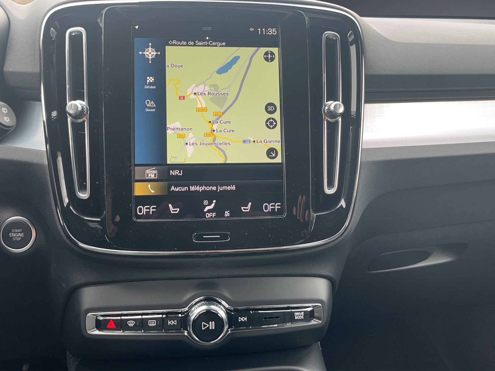 VOLVO XC40 B3 Benzin Mild Hybrid Xcite DCT-image-14