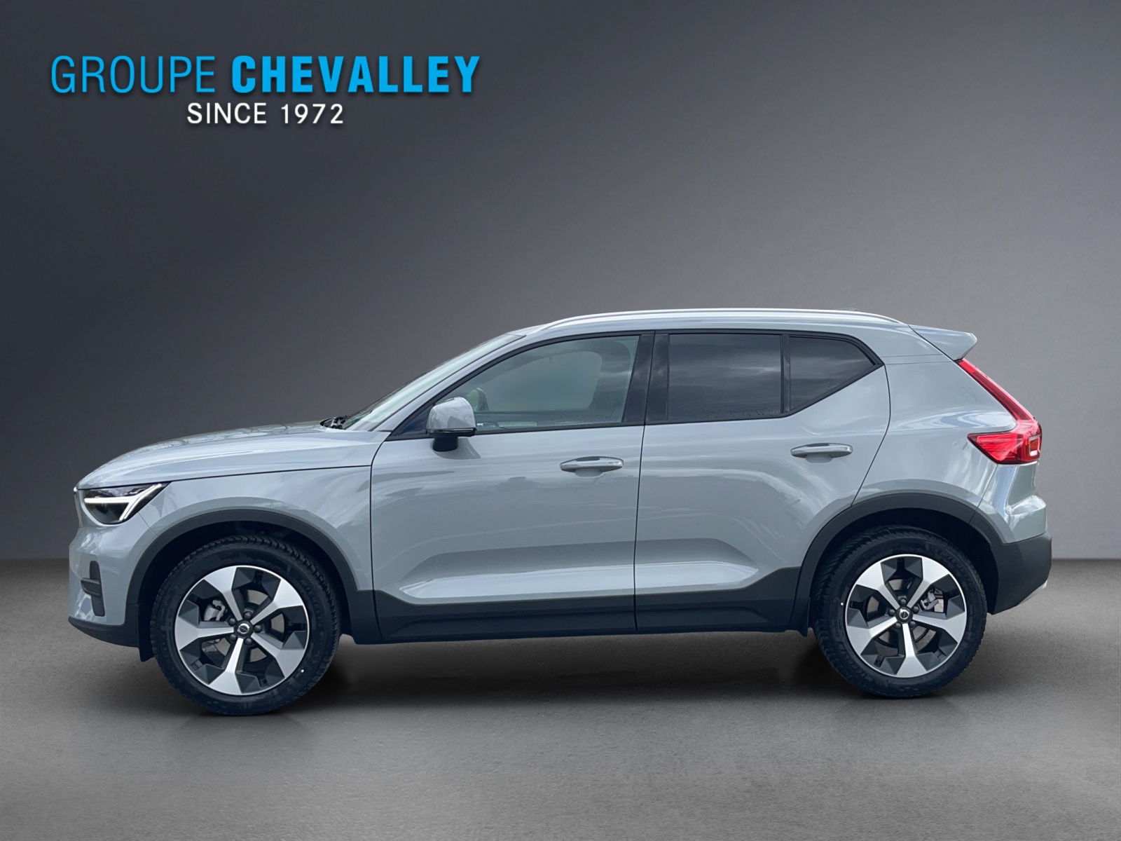 VOLVO XC40 B3 Benzin Mild Hybrid Xcite DCT-image-2