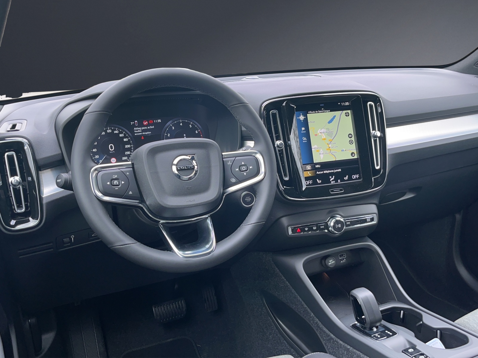 VOLVO XC40 B3 Benzin Mild Hybrid Xcite DCT-image-13