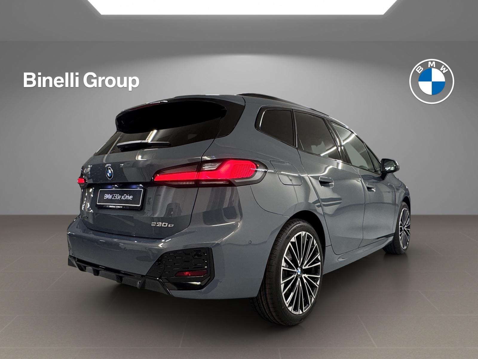 BMW 230e xDrive Active Tourer-image-4