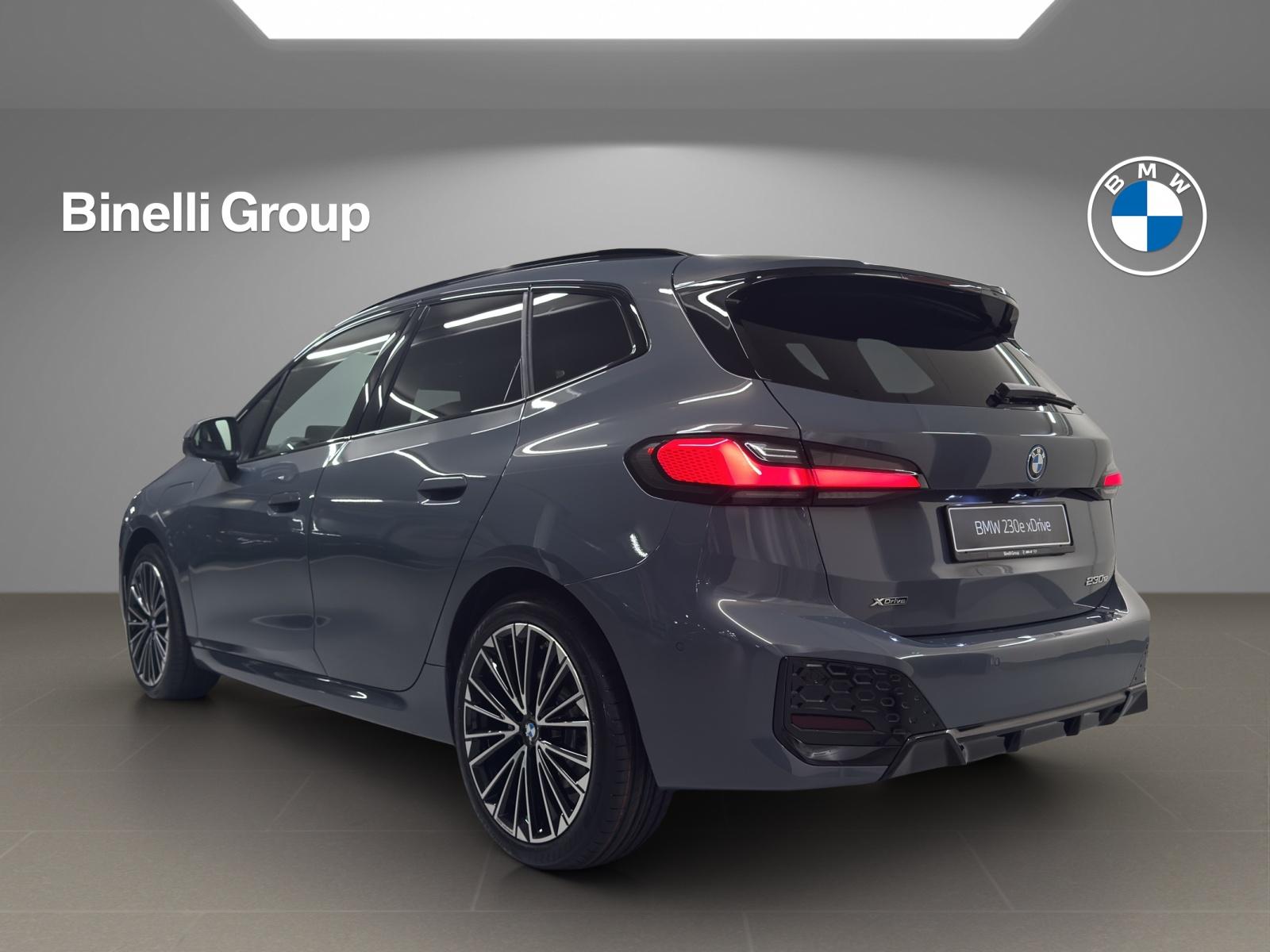 BMW 230e xDrive Active Tourer-image-2