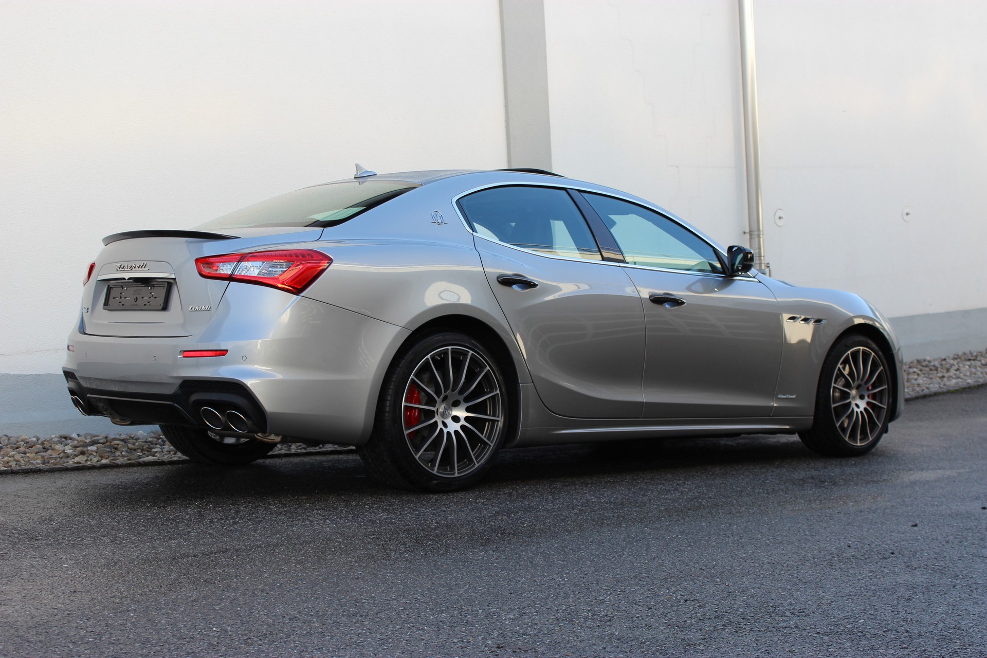 MASERATI Ghibli S Q4 3.0 GranSport MY2018-image-2
