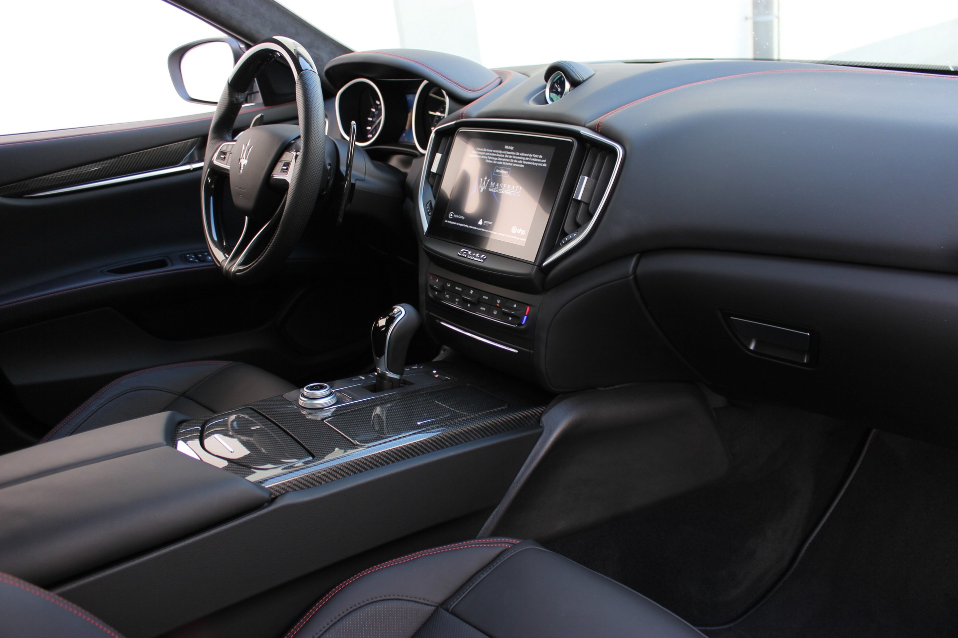 MASERATI Ghibli S Q4 3.0 GranSport MY2018-image-1