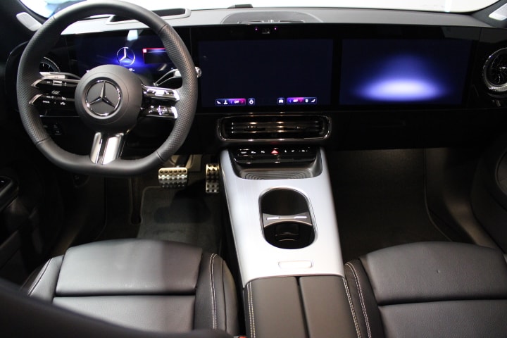 MERCEDES-BENZ CLA 220 4Matic AMG Line-image-7
