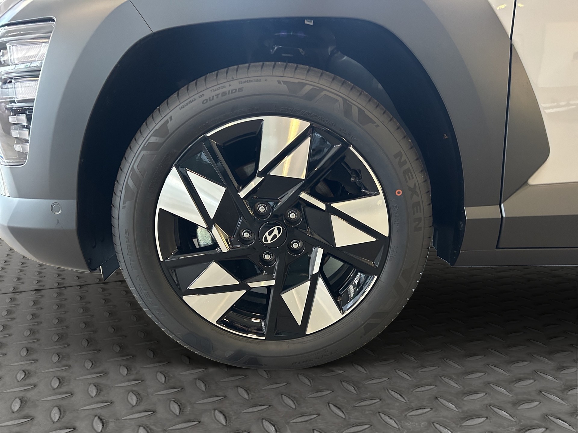 HYUNDAI Kona 1.6 GDi Hybrid Vertex-image-8