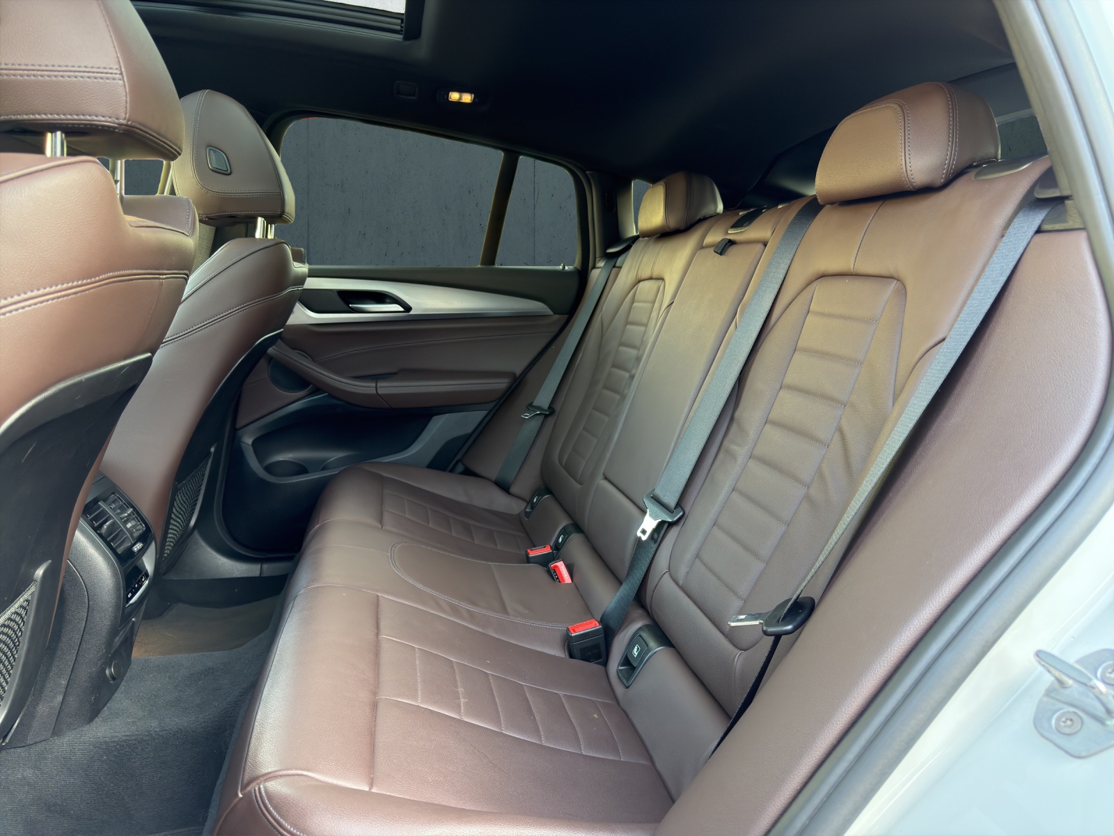 BMW X4 xDrive 30i Steptronic-image-11