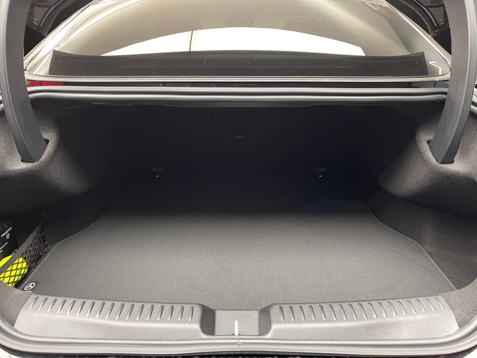 MERCEDES-BENZ CLA 200 8G-DCT-image-11
