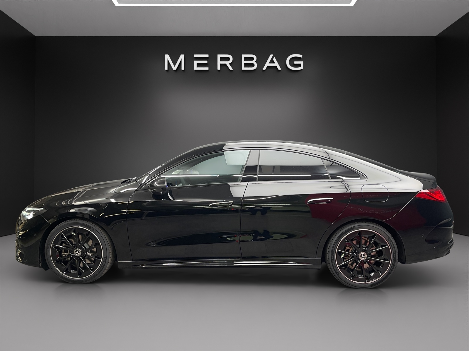 MERCEDES-BENZ CLA 200 8G-DCT-image-2