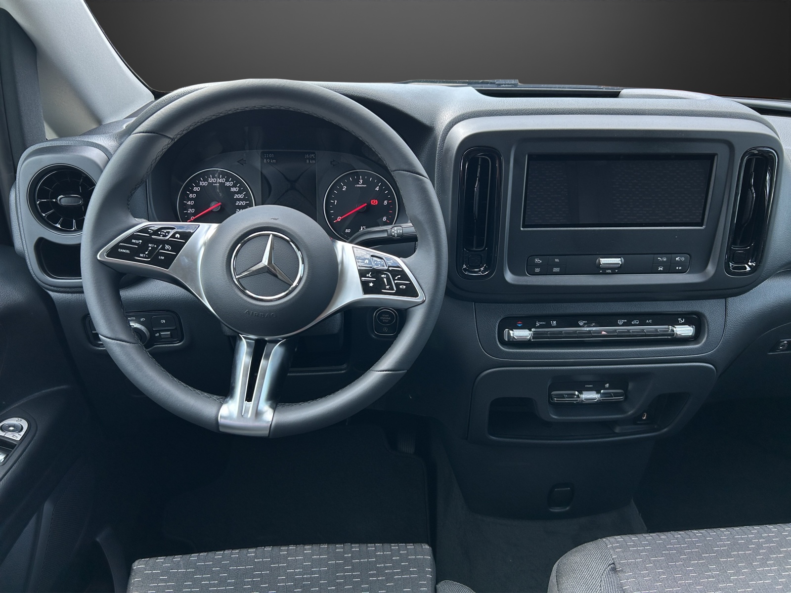 MERCEDES-BENZ Vito 119 CDI Lang Tourer 9G-Tronic 4M Pro-image-8