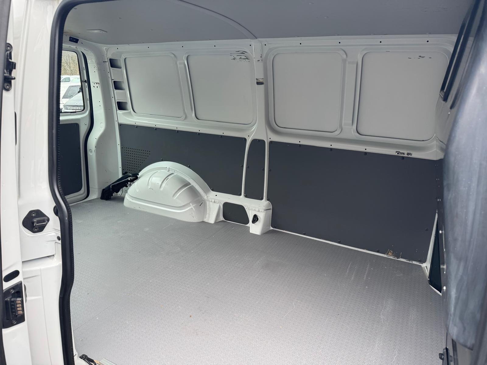VW T6.1 2.0 TDI Entry Entry L2-image-7