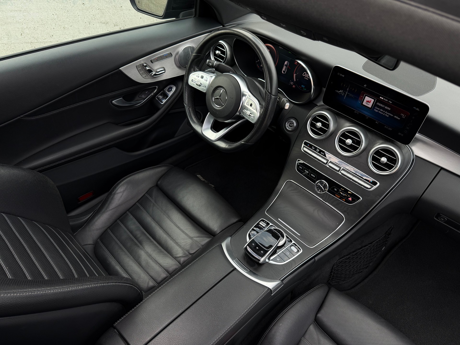 MERCEDES-BENZ C 200 Coupé 4Matic AMG Line 9G-Tronic *MFK 14.04.26*-image-9