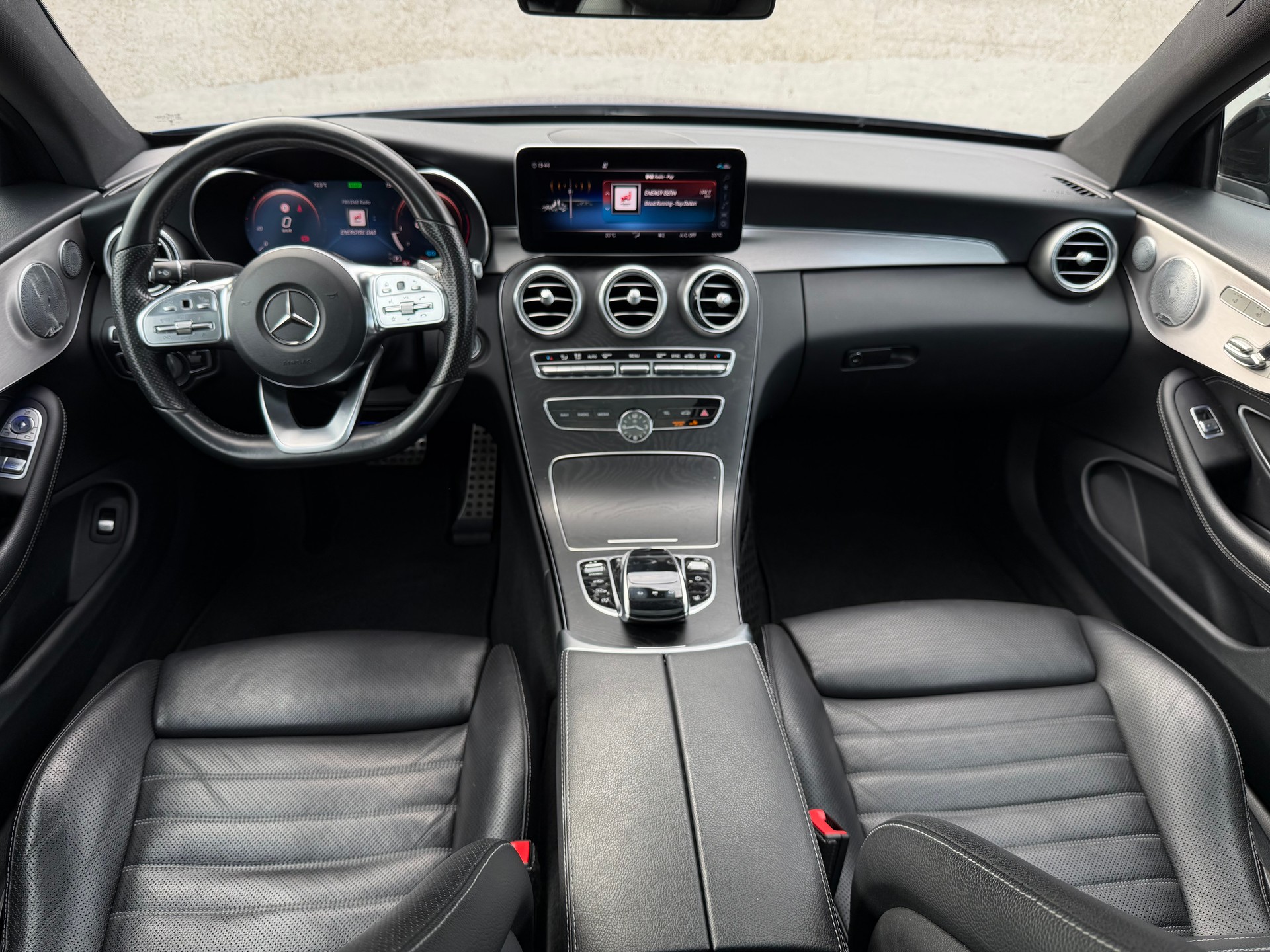MERCEDES-BENZ C 200 Coupé 4Matic AMG Line 9G-Tronic *MFK 14.04.26*-image-8