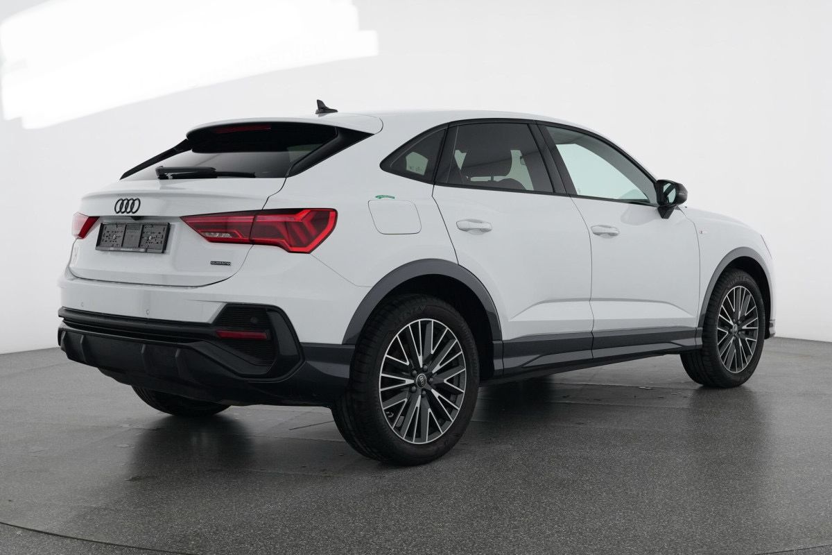 AUDI Q3 SPORTBACK 40 TFSI S LINE BLACK QUATTRO S-TRONIC l 190 PS-showroom-element-3