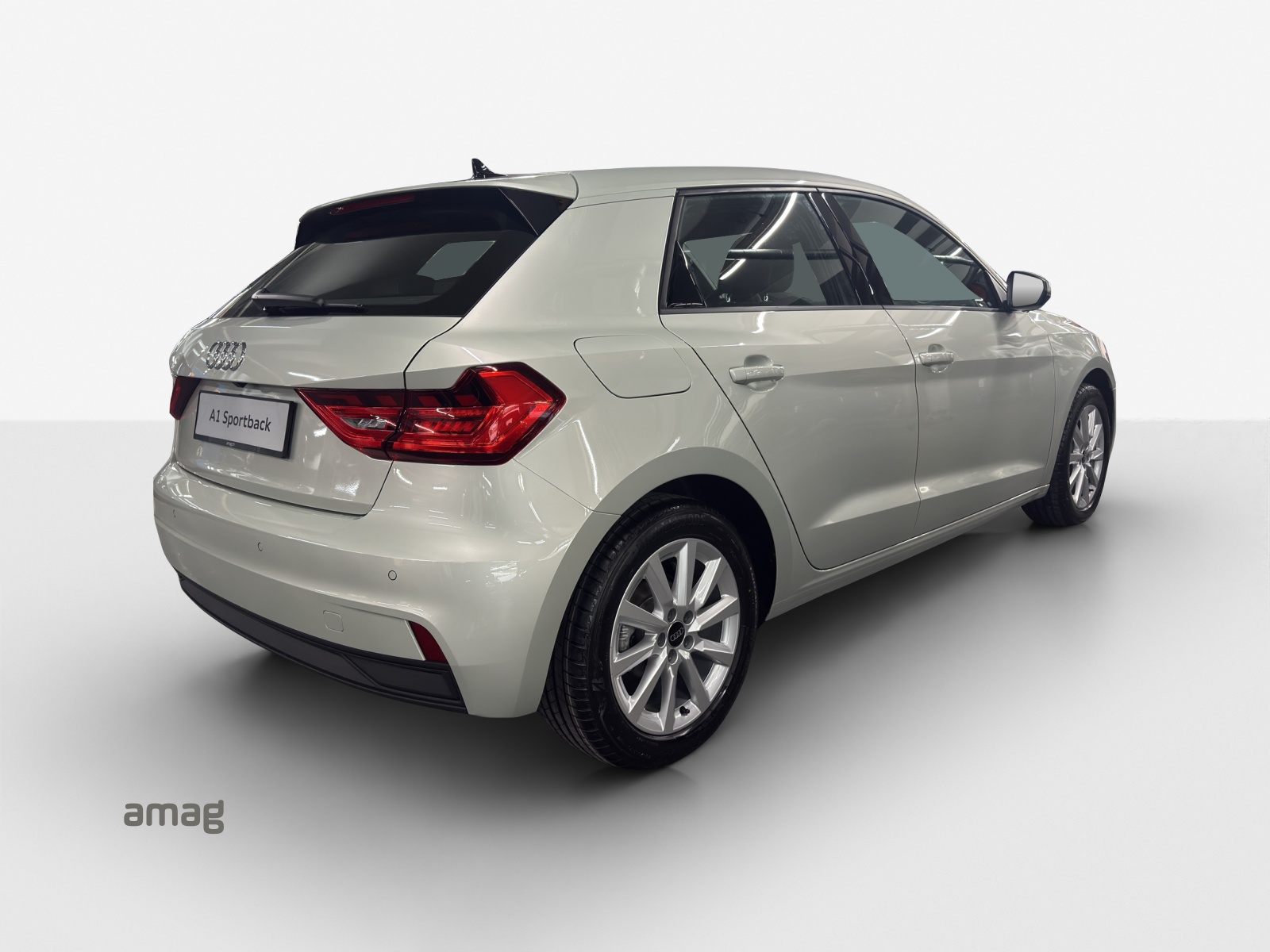 AUDI A1 Sportback 30 TFSI Attraction S-tronic-image-4