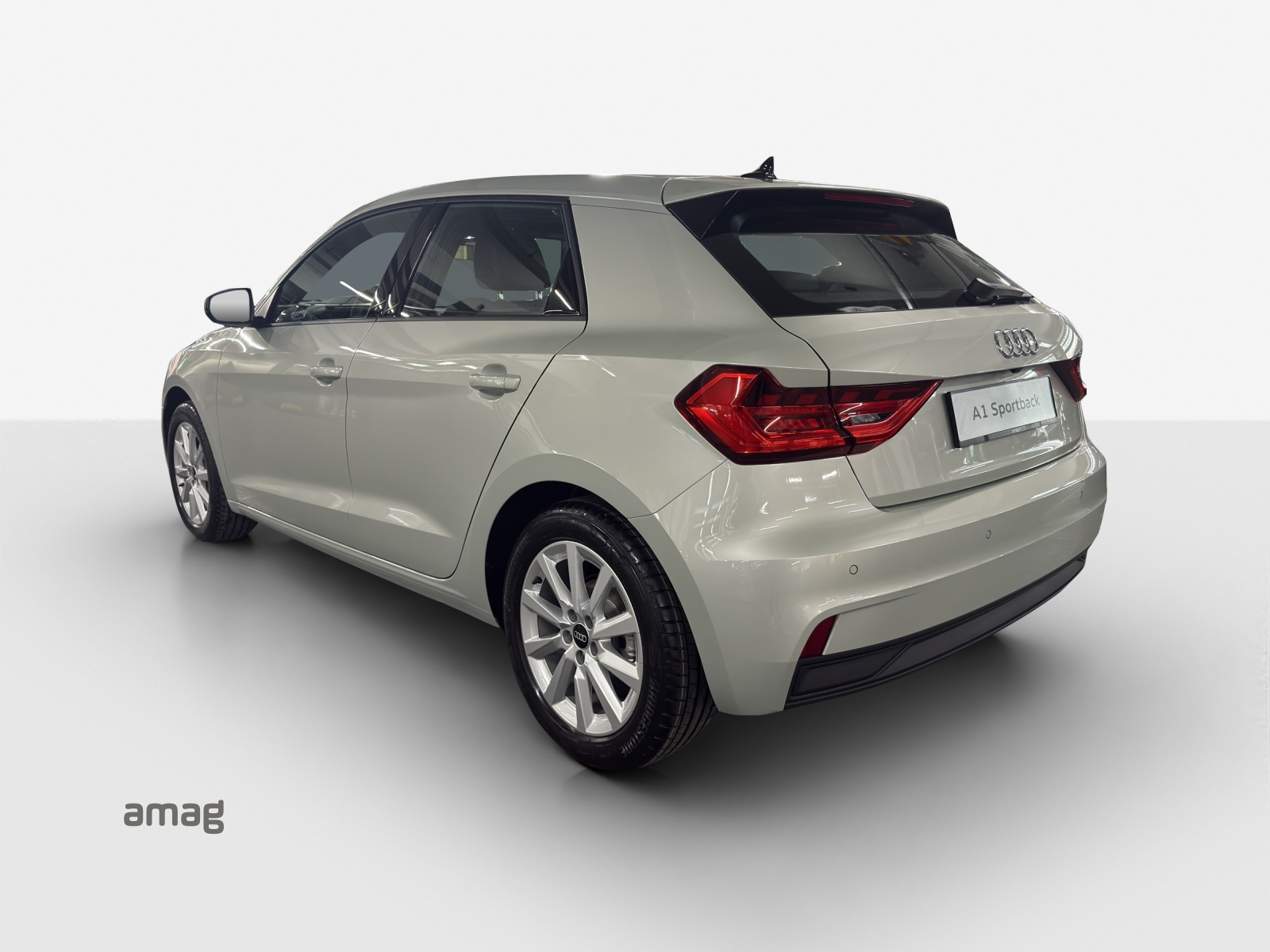 AUDI A1 Sportback 30 TFSI Attraction S-tronic-image-2