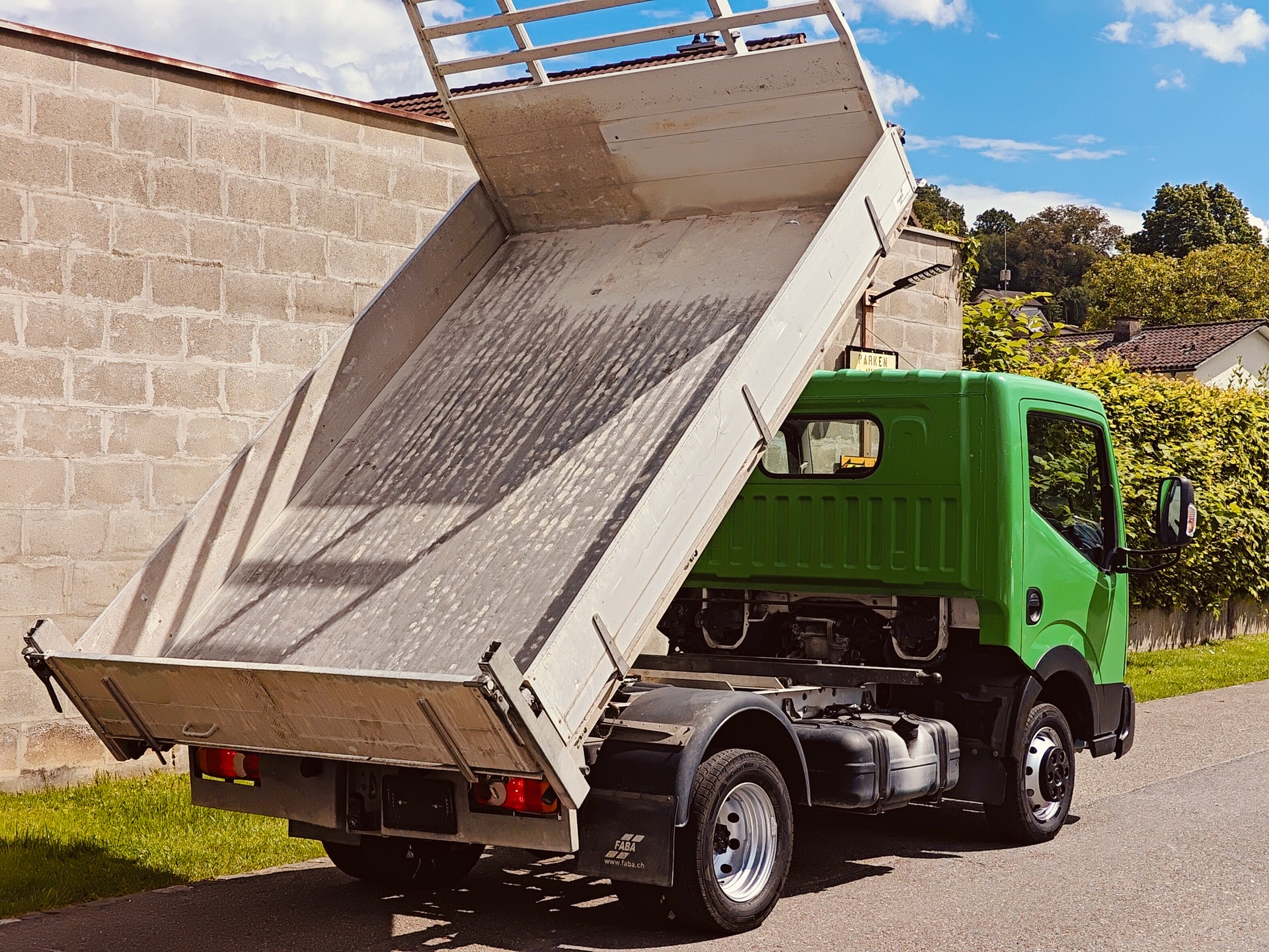 NISSAN NT 400 FABA Dreiseitenkipper - Nutzlast 1240kg - AHK 3.5T - MFK 20.05.2026-image-3