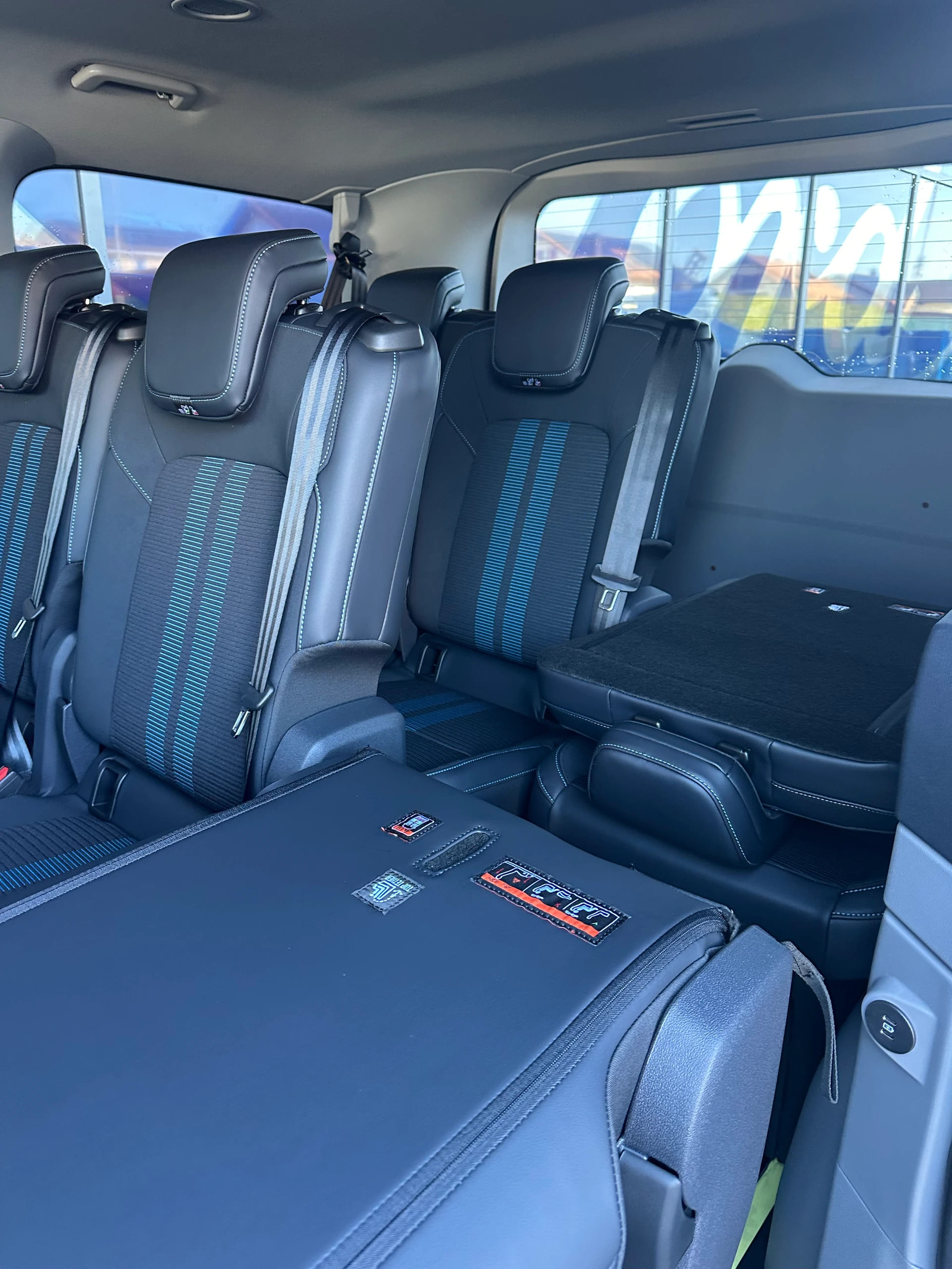 FORD Tourneo Custom 320 L1 2.0 EcoBlue 170 Sport 4x4-image-12