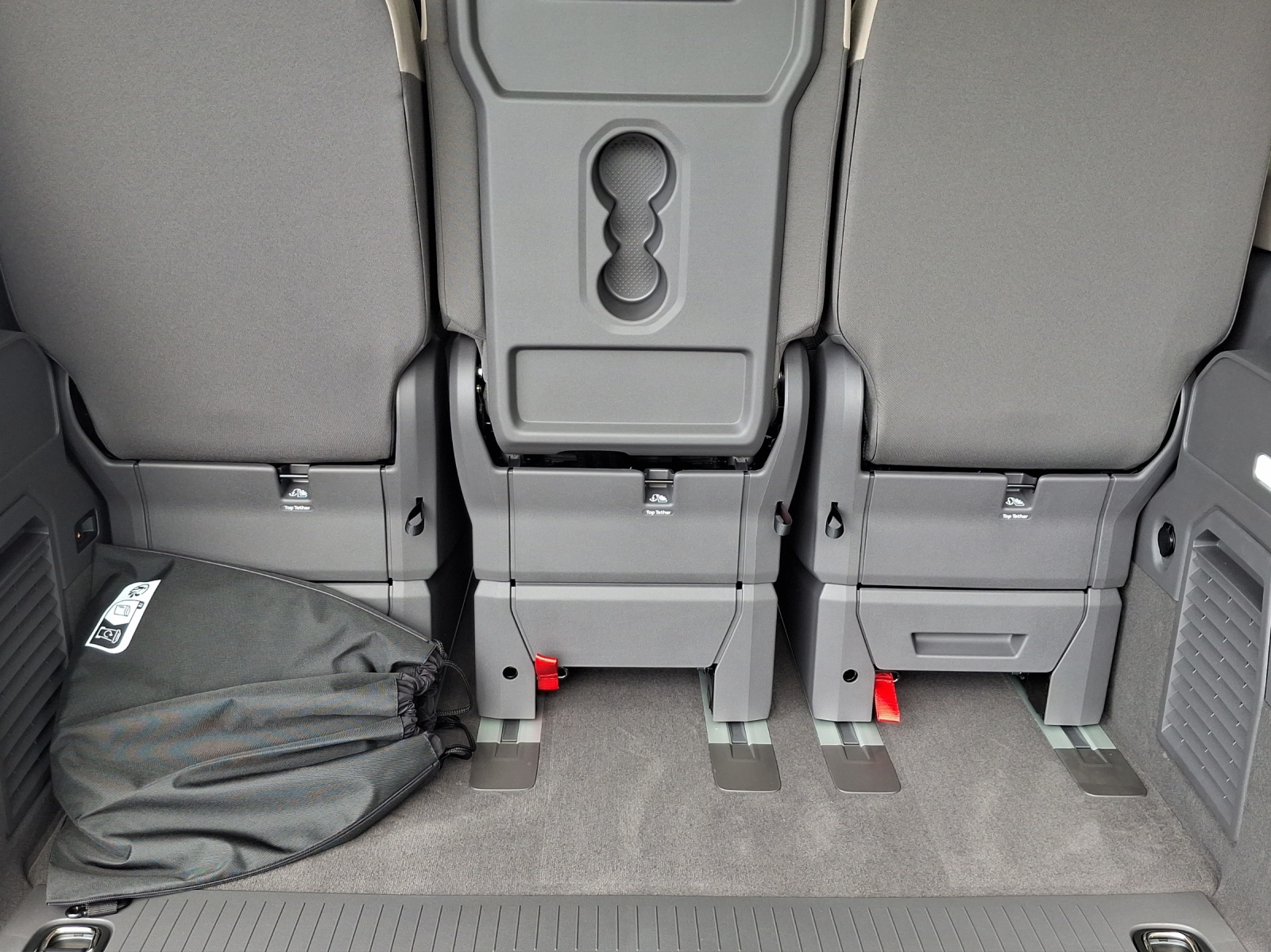 VW Multivan 1.5 eHybrid 4Motion DSG-image-12