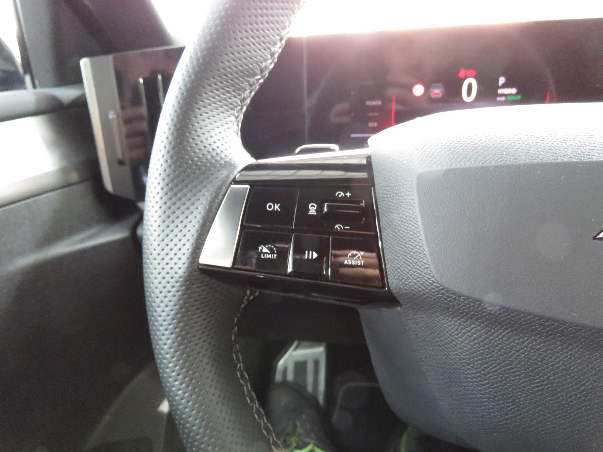 OPEL Astra 1.6 PHEV Turbo Swiss Plus Automat-image-16